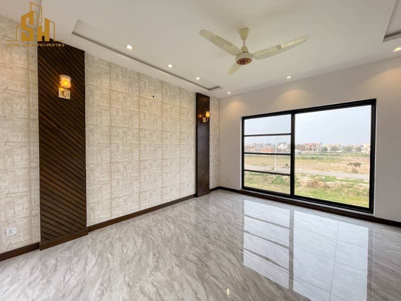 Beautiful Designed 1 Kanal Modern House For Sale In DHA Phase 7 28