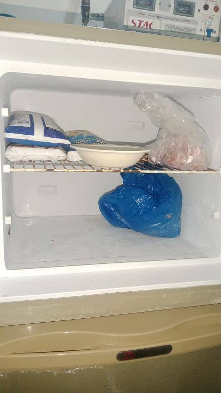 Dawalance Refrigerator FOR SALE 6