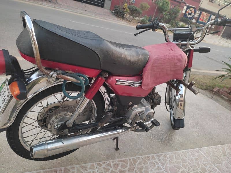 Honda CD-70CC 2016 First Owner - Well Maintained Bike 1