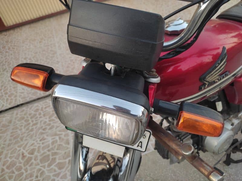 Honda CD-70CC 2016 First Owner - Well Maintained Bike 9