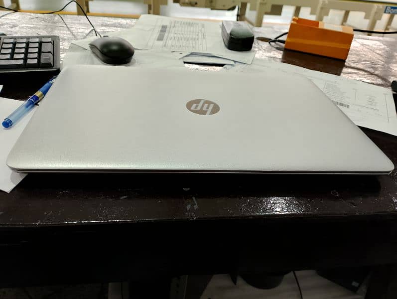 HP 7th gen core I 5 3