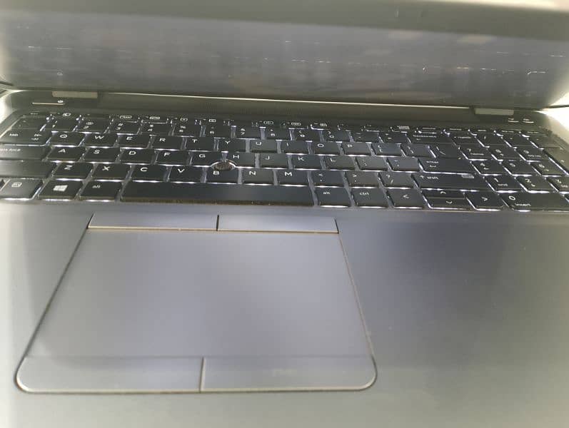 HP 7th gen core I 5 5