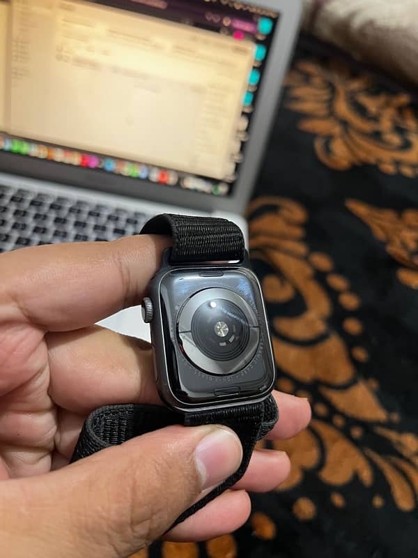 Apple watch series 4 4