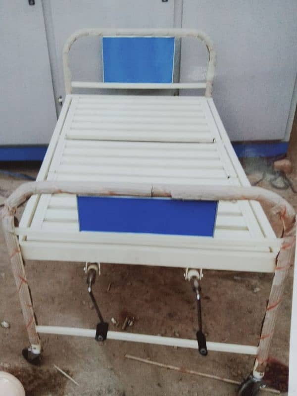 patients Beds ,stool ,electric bed and mannual bed 2