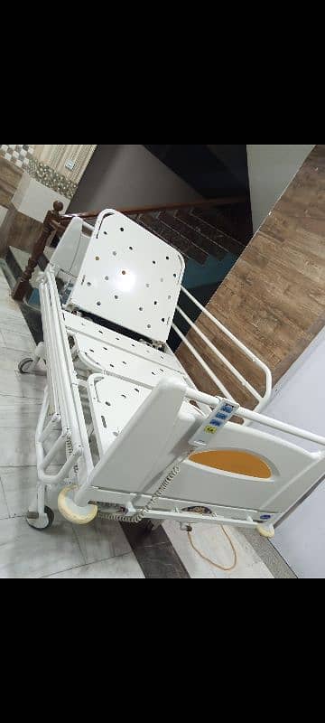 patients Beds ,stool ,electric bed and mannual bed 6