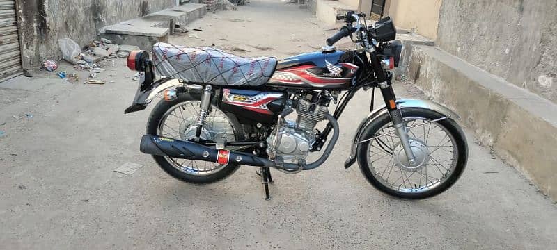 Honda  125 4