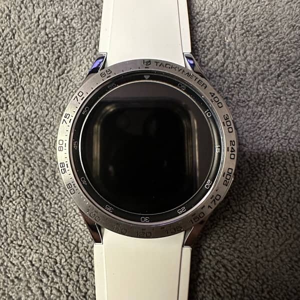 Samsung Galaxy Watch 4 Classic 42mm LTE 7