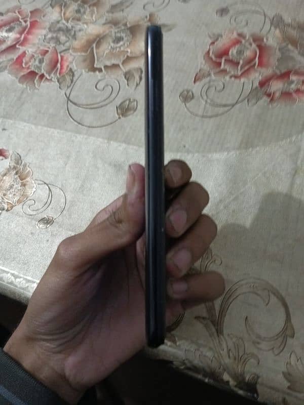 MOTOROLA G STYLUS IN GOOD CONDITION 03106568652 4