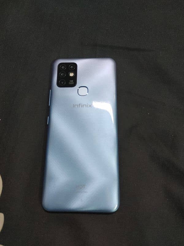 Infinix hot 10 10/10 condition bilkul new condition 4/64 gb 7