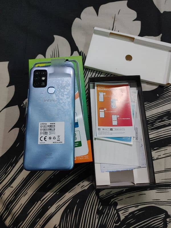 Infinix hot 10 10/10 condition bilkul new condition 4/64 gb 9