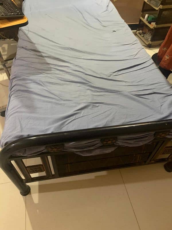 3 by 6 iron bed without mattress 1