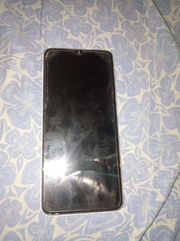 itel p40  4 ram 64 memory saf condition ha 2