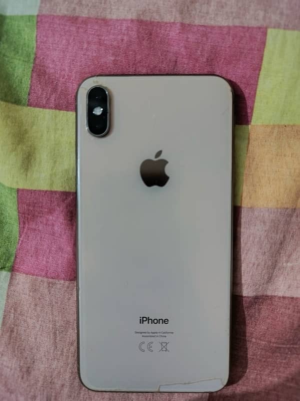 iphone xs max 4