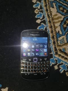 blackbarry bold for sell full okay touch and type full oky