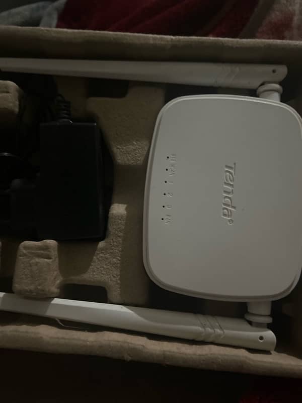 Tenda Tp link Router 1