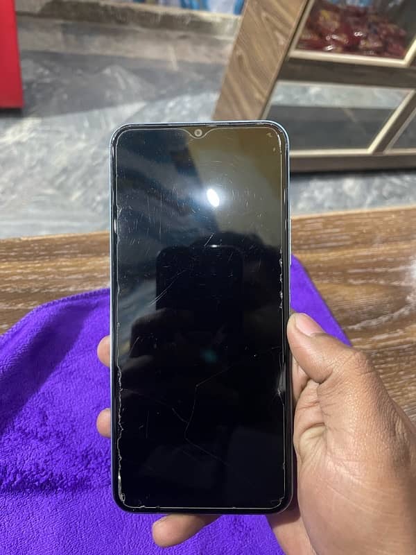 VIVO Y21 4/64 Lush Condition 3