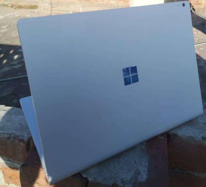 Microsoft Surface Book intel core i5 6th Generation 2