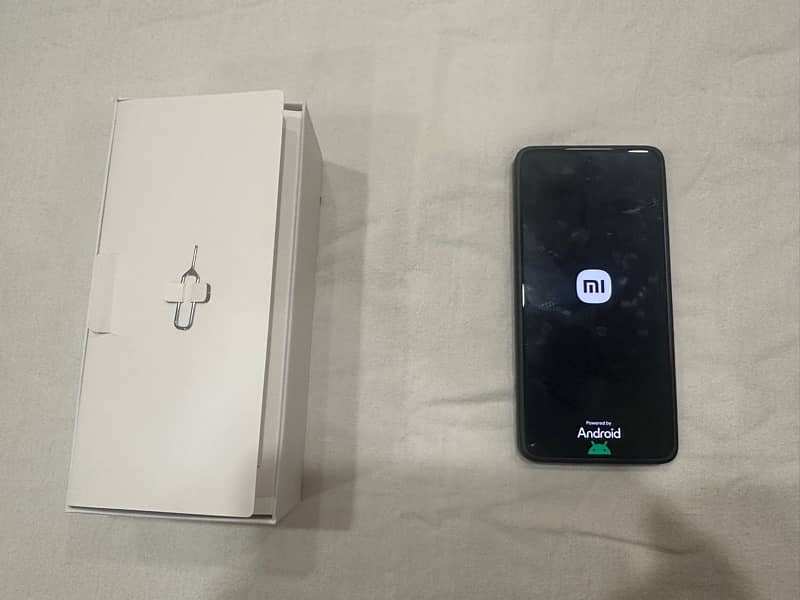 Xiaomi 14t 512 GB memory 12GB RAM in new condition 2