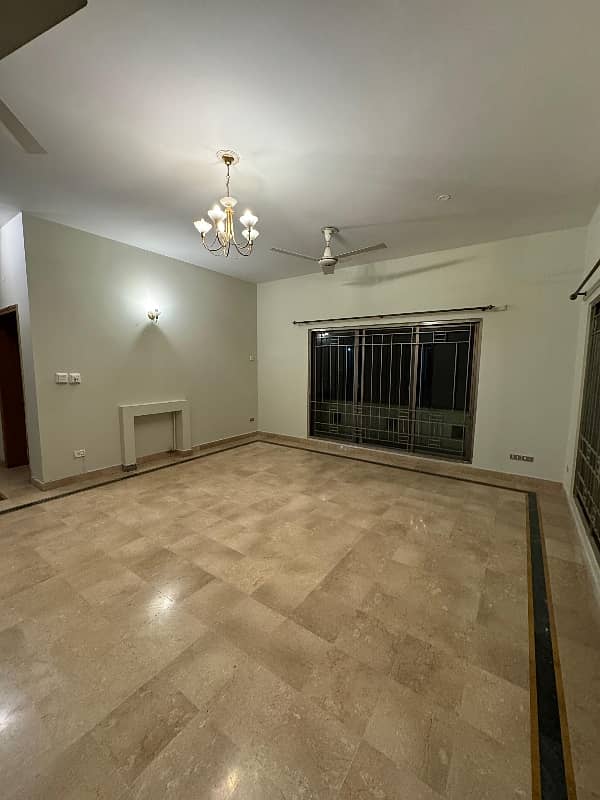 Beautiful Upper Portion Available For Rent In F11 Markaz Islamabad 3 Bedroom With Attached Bathroom 6