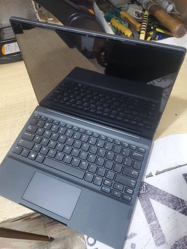 Dell latitude 7285 i7 7th gen (2 in 1) 11