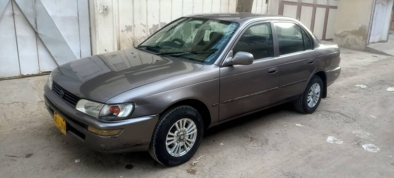 Toyota Corolla XE 2001 7