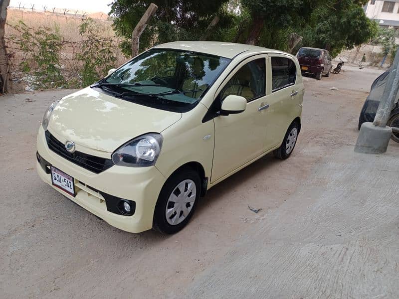 Daihatsu Mira 2015 1