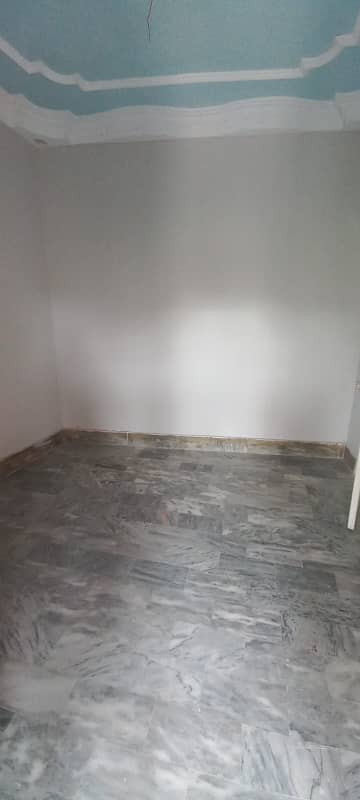 North Nazimabad block L first floor 2 beddd commercial portion on rent 2