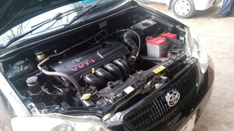 Toyota Corolla Altis 2006 4