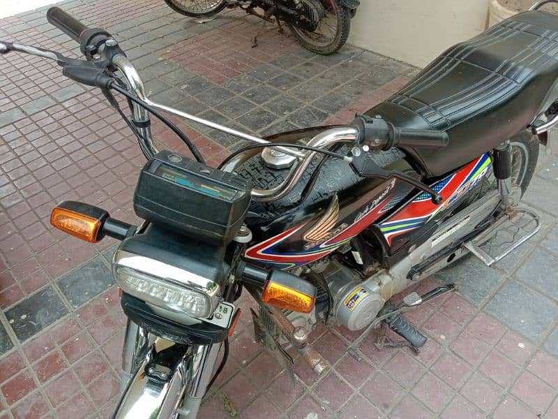 Honda CD70 0