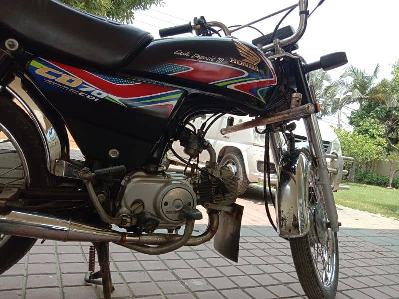 Honda CD70 6