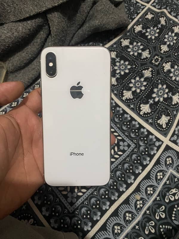 iPhone x pta approved 64 gb all ok or bss portrait camera thik nhi hai 2