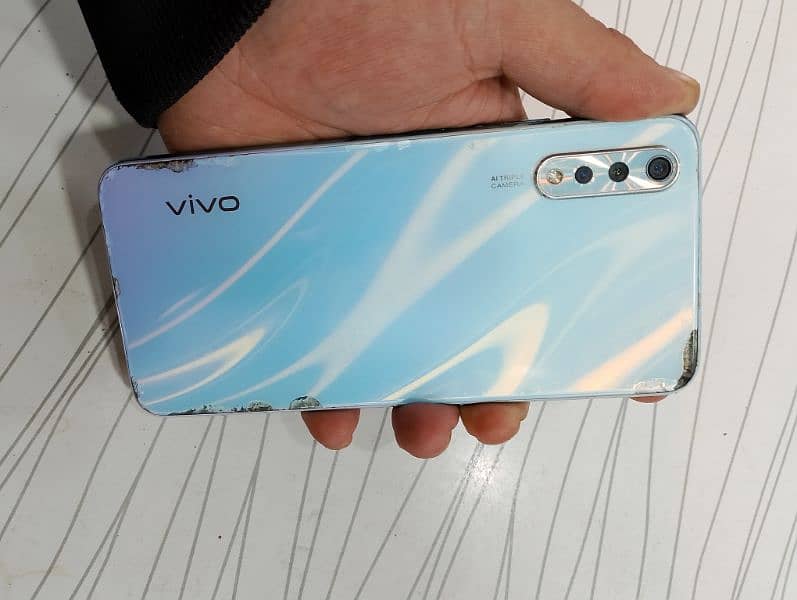 vivo S1 4/128 8