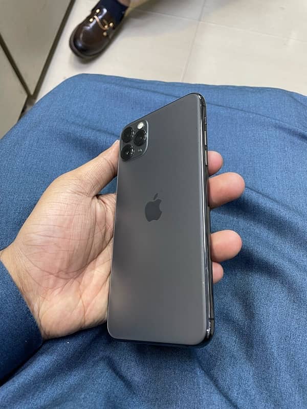 iphone 11promax 256gb dual pta 1