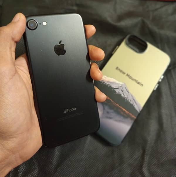 Iphone 7  PTA Approved  Urgent Sale 0