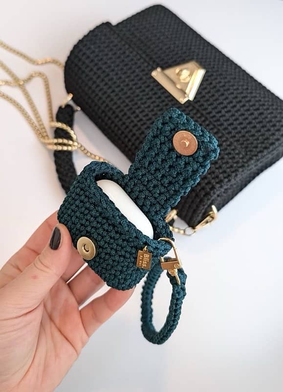 Hand-Made Crochet AirPods & Earbuds Cases – Stylish & Unique 2