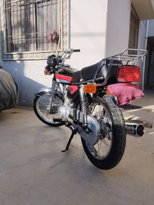 Honda CG125 model 1989 11