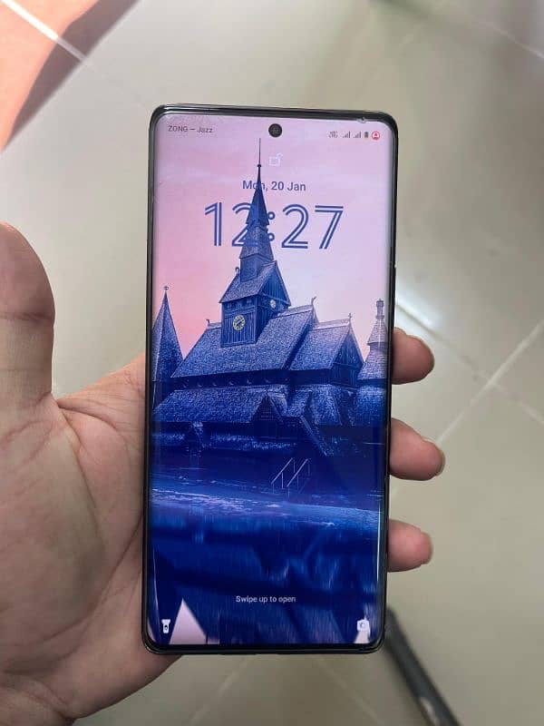 Vivo V30e 4