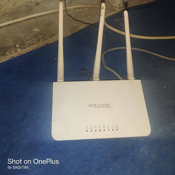 WIFi router 0