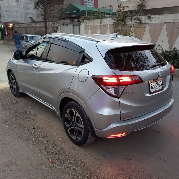 Honda Vezel 2014/20 Hibrid Z Sensing Full Original No Touchups 2