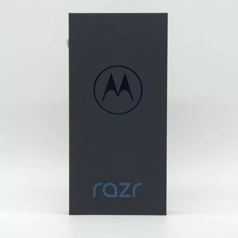 Motorola Razr 5G 256GB  Gray XT24533 2