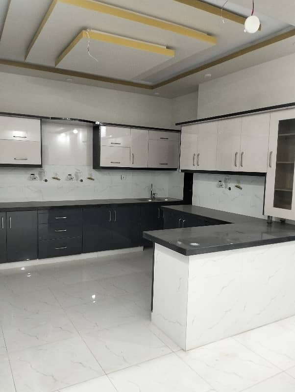 Gulshan Iqbal block 1 Portion For Rent 3 Bed DD 2nd Floor *Code(13133)* 0