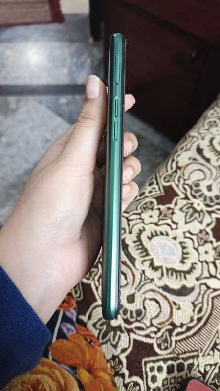 REALME 5i 1