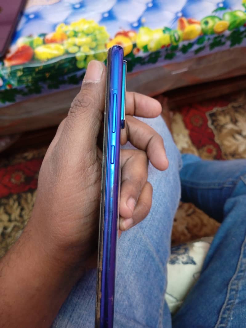 Xiaomi Redmi Note 8 4