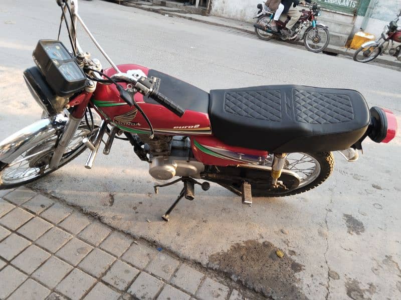 Honda 125 2014 4