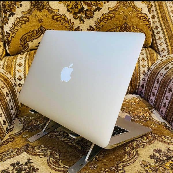 MacBook air 2017 imported from london 4