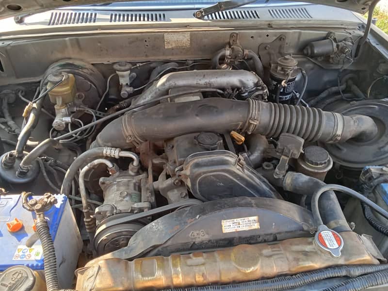 Hilux Toyota 96 Model 1 KD Engine 2