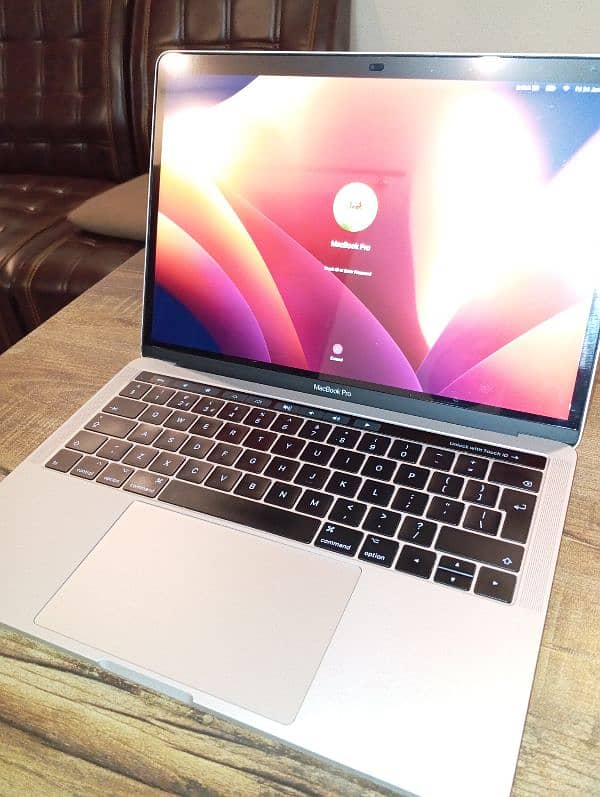 MacBook pro 10/10 with Ultra fast charger 2