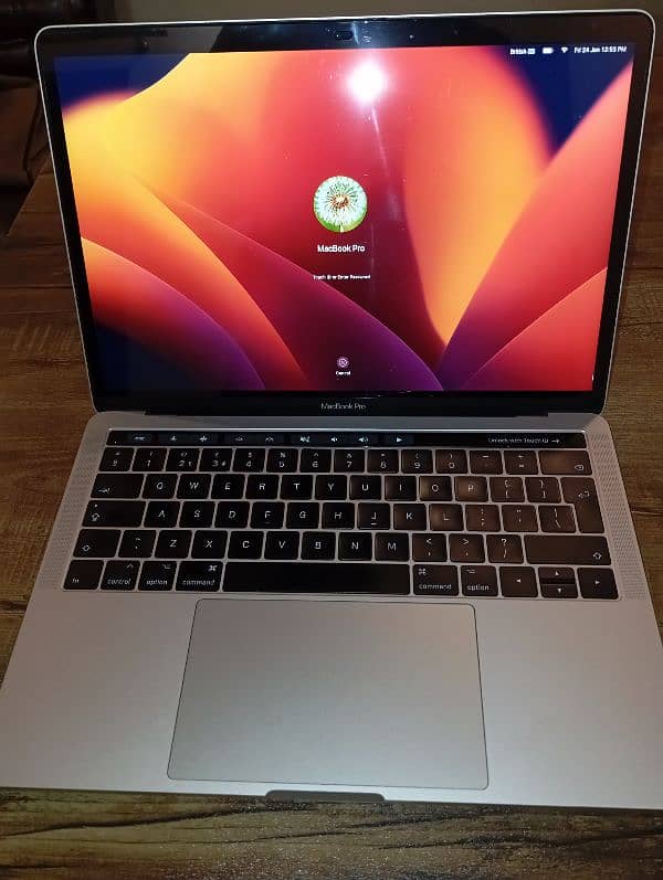 MacBook pro 10/10 with Ultra fast charger 3