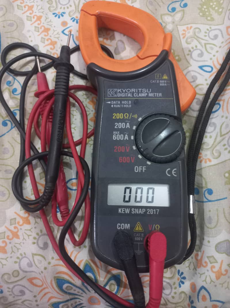 Clamp Meter 0