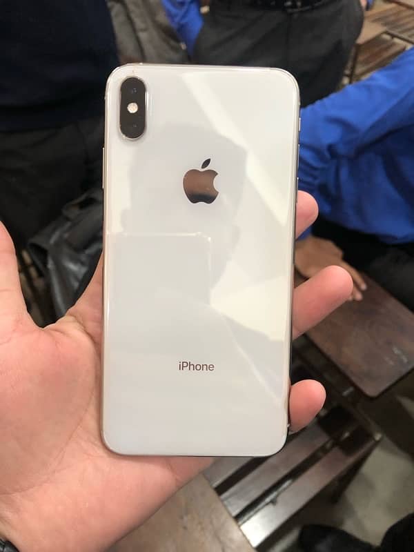 iphone XsMax 256GB official PTA Aproved 1